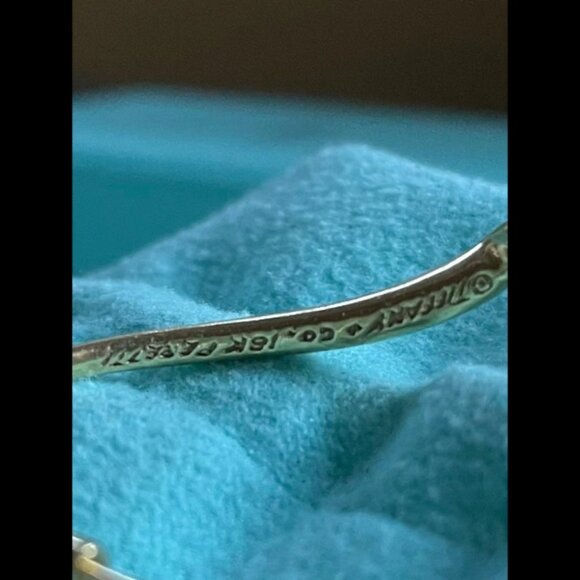 TIFFANY & CO. Yellow Gold Earrings - Picture 10 of 11